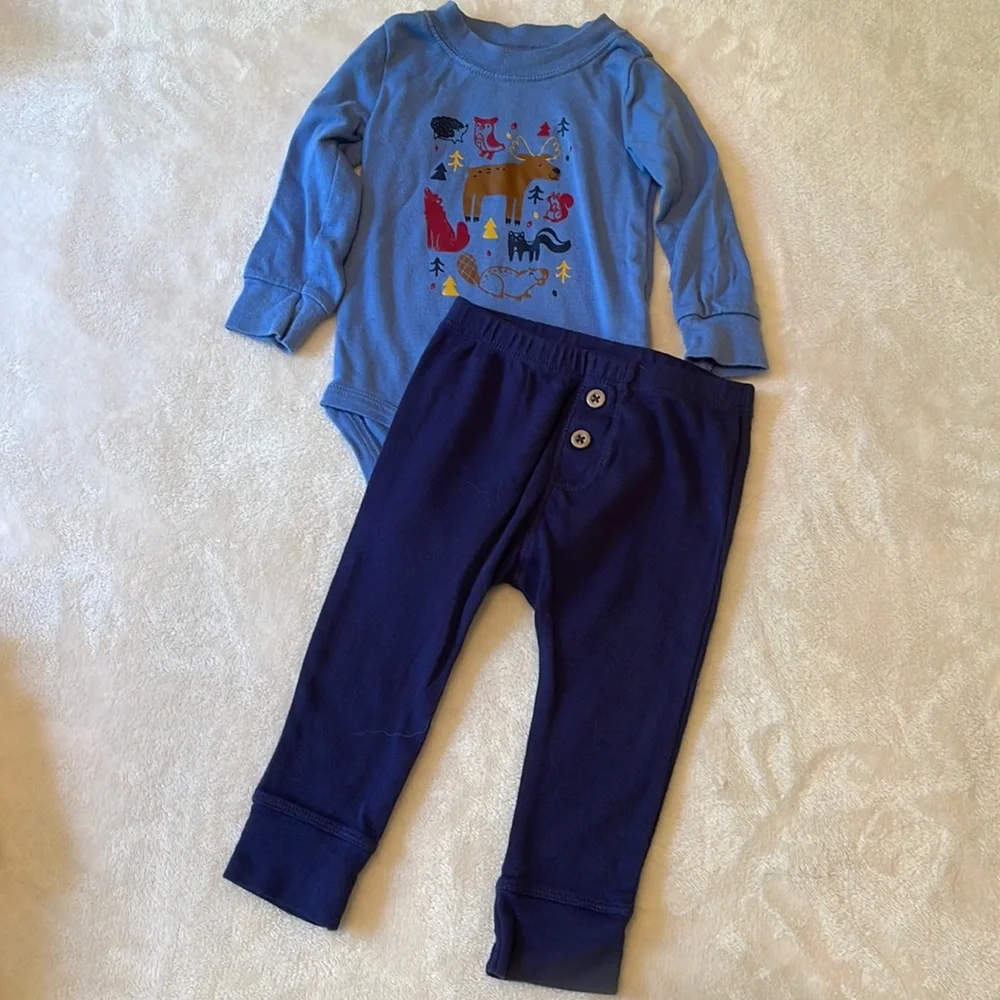 💖3/$15💖 Carters Animal Pajama Set